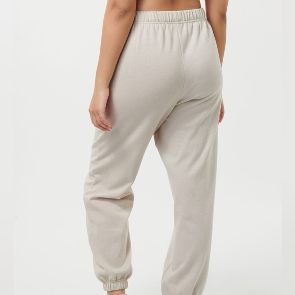 Garage 90’s jogger sweatpants - Picture 2 of 6